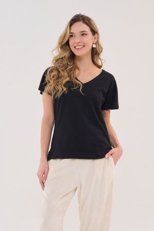 Remera Basic Escote En V