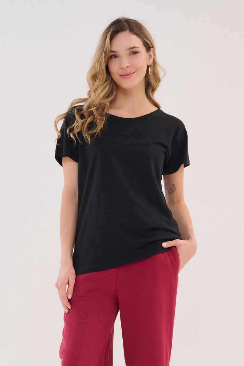 Remera-Basic-Escote-Redondo