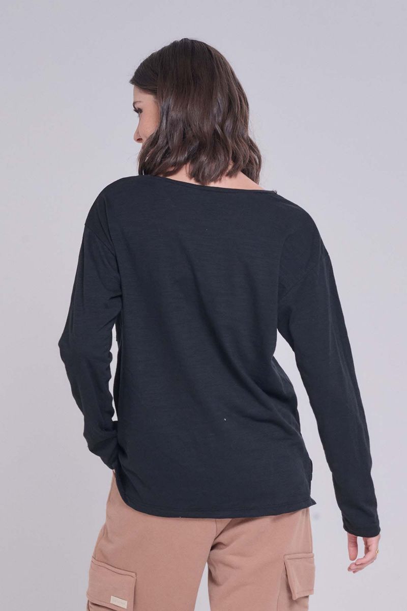 Remera-ML-Con-Bolsillo