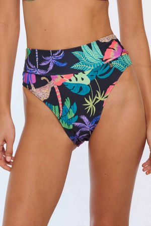 High Leg Clásica Con Cintura Barbados