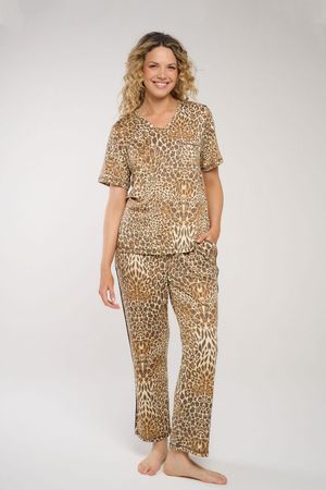 Set de Remera Escote V Y Pantalón Leave Her Wild